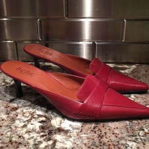 BCBG Open Back Pointed Dress Slide